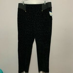 Anne Klein Slim Ankle Women Pants Leopard  Black